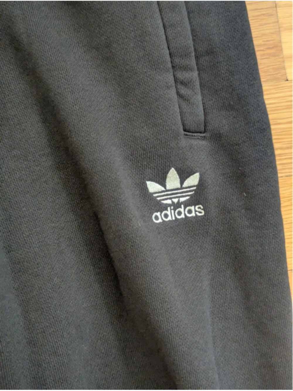 Adidas Black Jogger Sweatpants Small